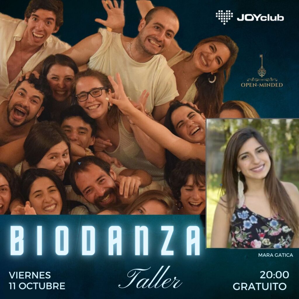 Imagen promocional de un taller de biodanza con un grupo de personas sonrientes y la foto de la facilitadora, Mara Gatica, destacando el taller gratuito en OPEN-MINDED el 11 de octubre.